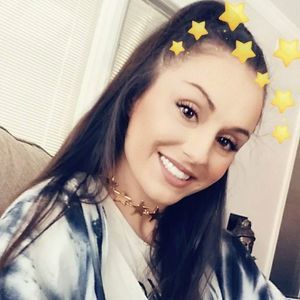 Meet your Posher, Cara